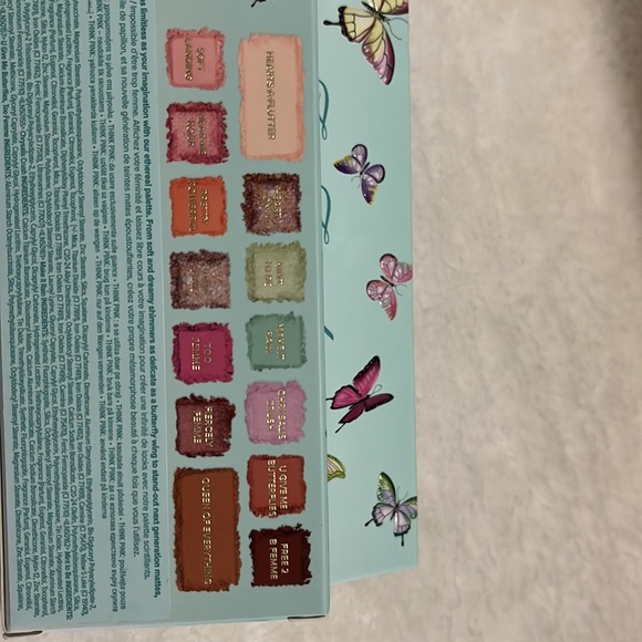 Too faced eyeshadow - Picture 4 of 4